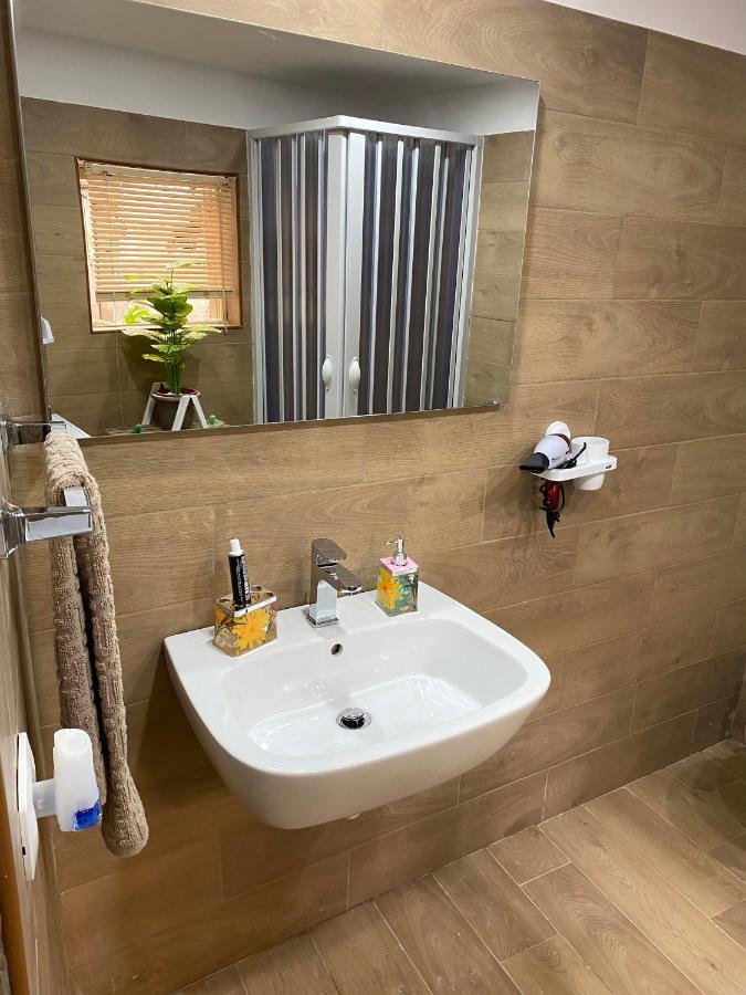 Golden House Apartment เนเปิลส์ ภายนอก รูปภาพ