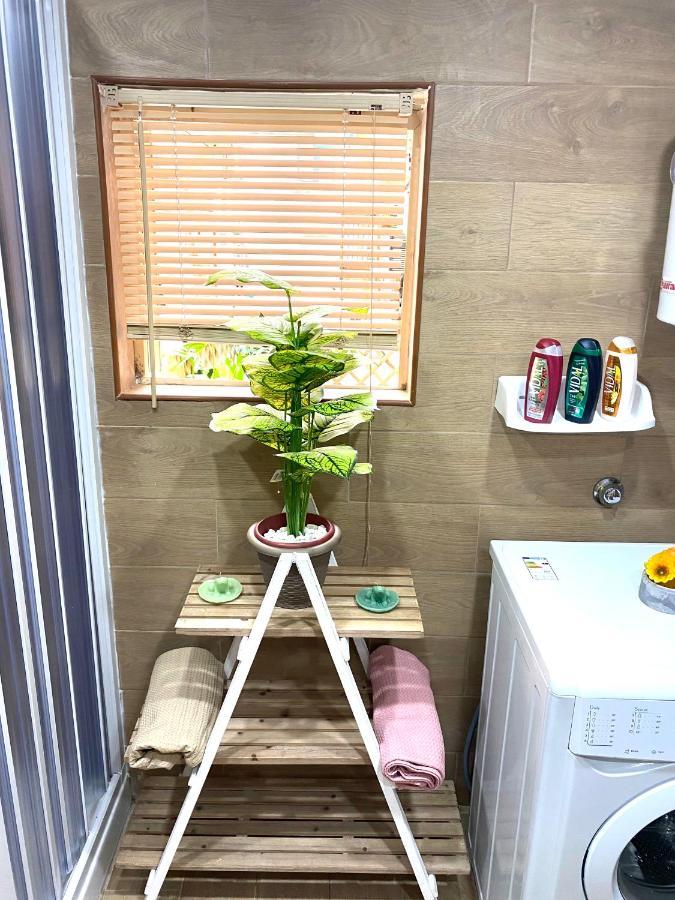 Golden House Apartment เนเปิลส์ ภายนอก รูปภาพ